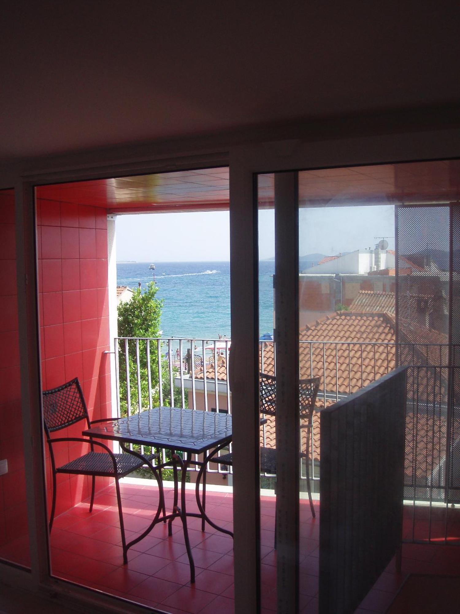Number 5 Apartment