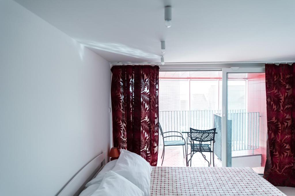 Apartment Number 5 Pakostane